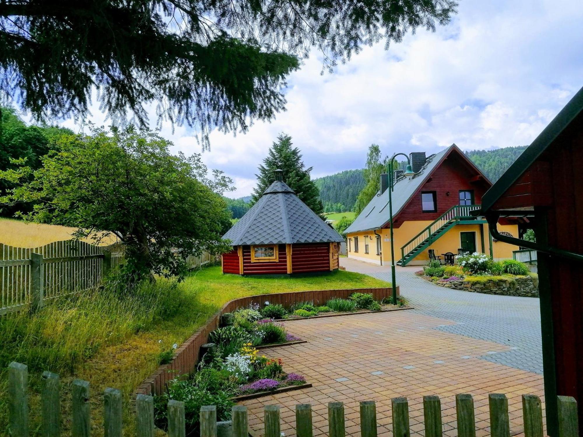 Ferienwohnungen Weissflog Schwarzenberg  Exterior foto